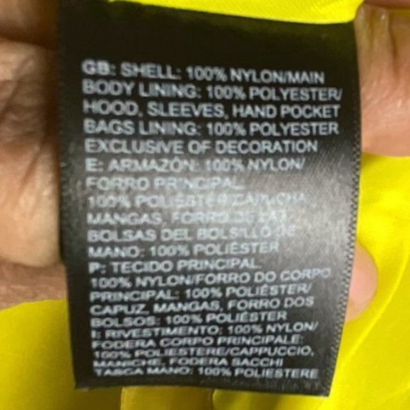 *SOLD* The North Face Women’s Hamachi Yellow Venture Rain Jacket Size Medium - Picture 7 of 10